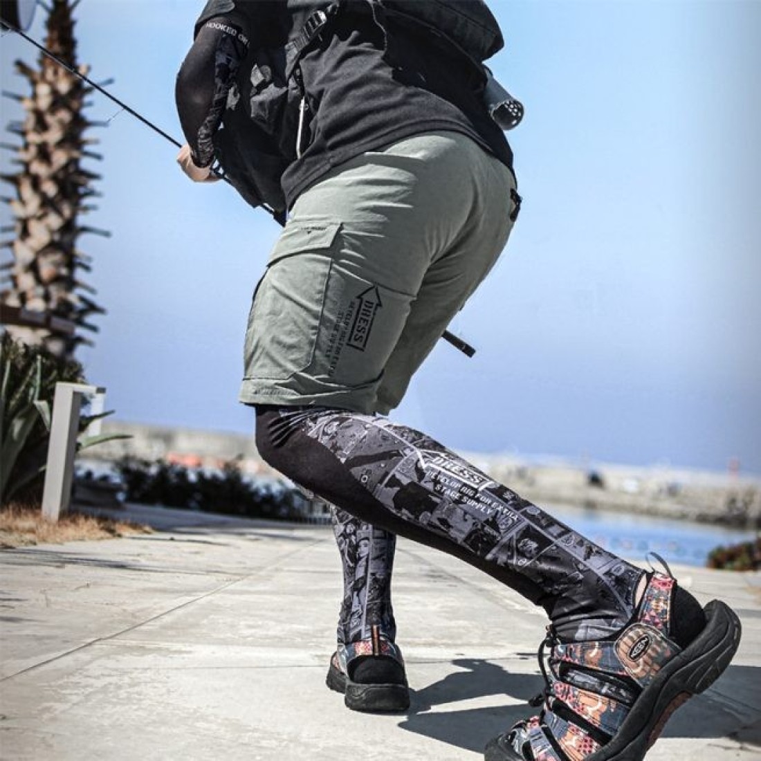 Dress Cool Leg Cover ”Girl Comic”